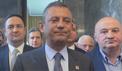 CHP lideri Özel: 230 euro ile geçinmeye itilmiş 15-16 milyon emekli varken birileri ıstakoz yiyor