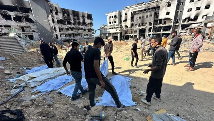 İsrail’in vurduğu Gazze’deki Şifa Hastanesi avlusunda toplu mezar bulundu