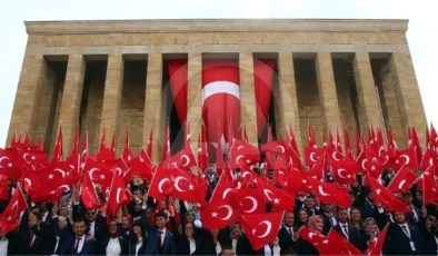19 Mayıs Mesajları ve Sözleri! İşte En Güzel 19 Mayıs Şiirleri