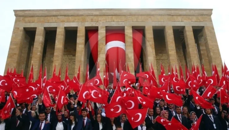 19 Mayıs Mesajları ve Sözleri! İşte En Güzel 19 Mayıs Şiirleri