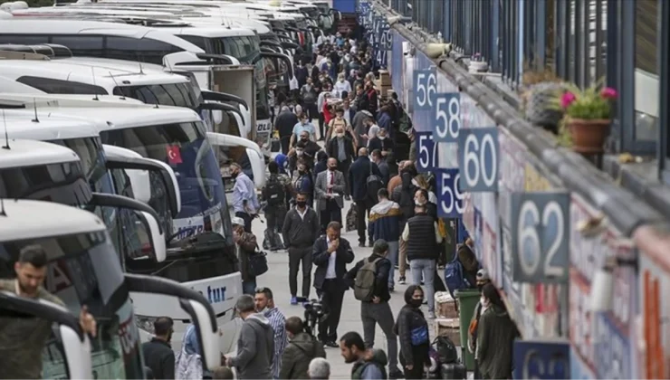 Biletlerde bayram tarifesi! Otobüs bileti fiyatları uçak biletini geçti