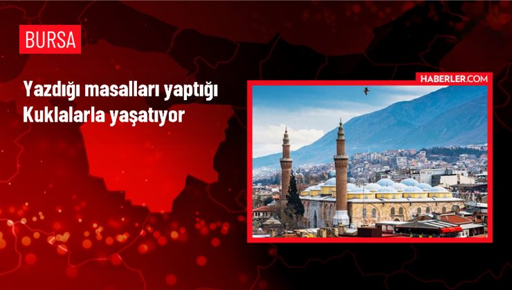 Tiyatro Sanatçısı Ezgi Nalbantoğlu Masalları Kuklalara Dönüştürüyor