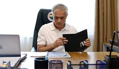 Fenerbahçe’de başarılı olabilecek mi? Yapay zekanın Mourinho için söylediklerine bakın