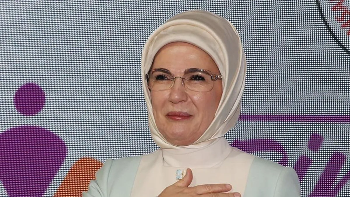 Emine Erdoğan’dan Mevlit Kandili mesajı: Peygamber sevgisini kalplerde çoğaltalım