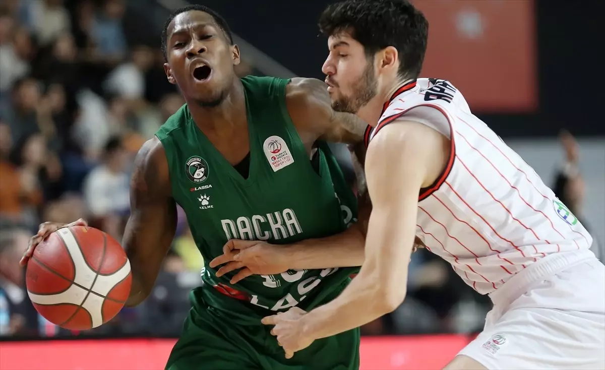 Darüşşafaka Lassa, Uzatmada Galip Geldi