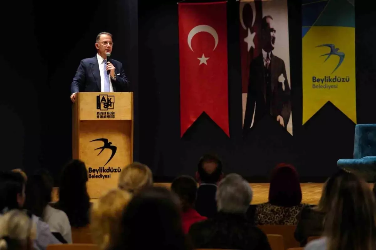 Beylikdüzü’nde Kadın İstihdam Fuarı Düzenlendi