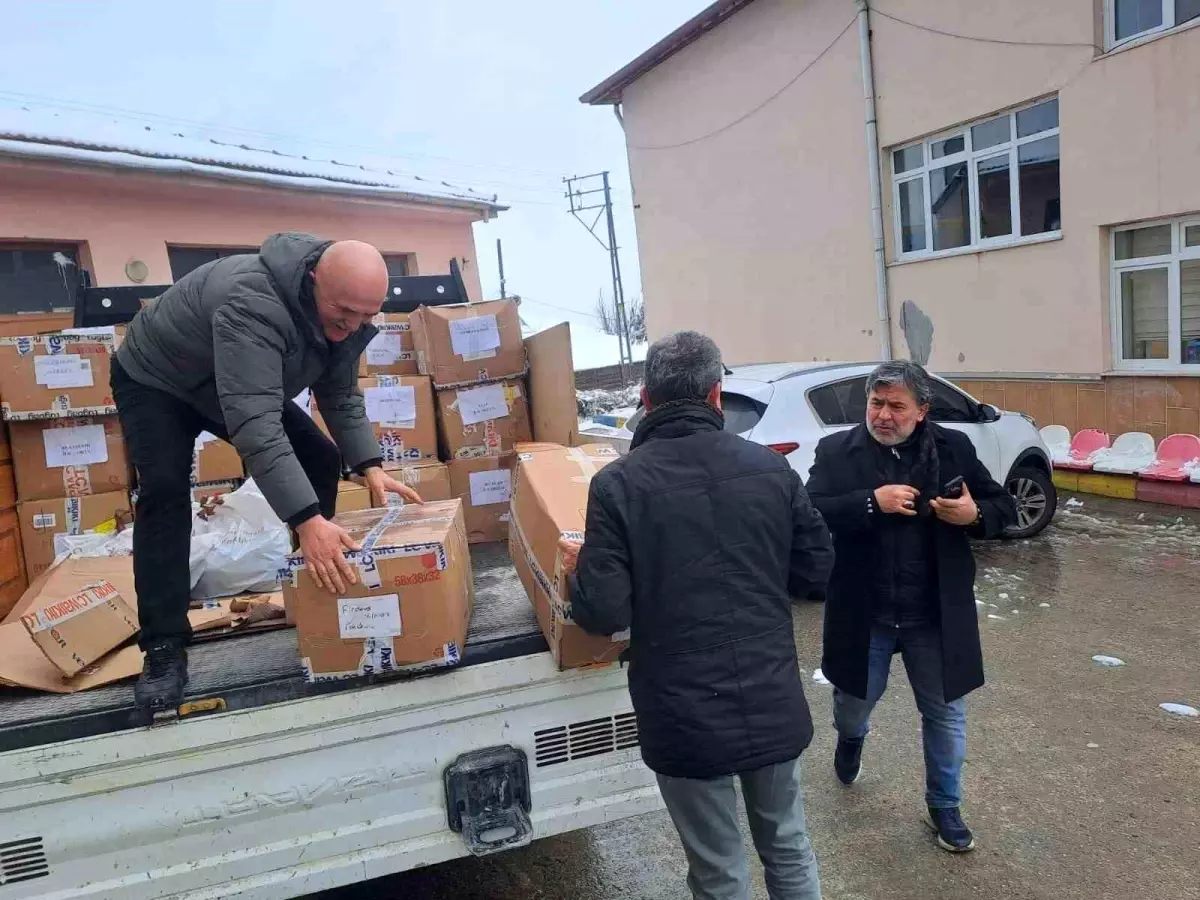 Vezirköprü’de Öğrencilere Bayram Sevinci